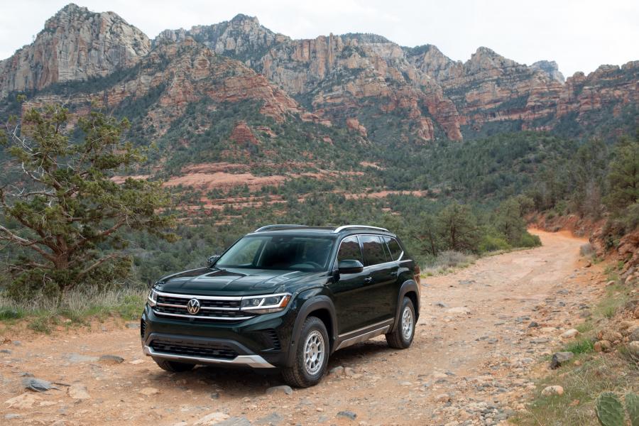  Volkswagen Atlas Basecamp Accessories 2020 года  (фото 15 из 27)